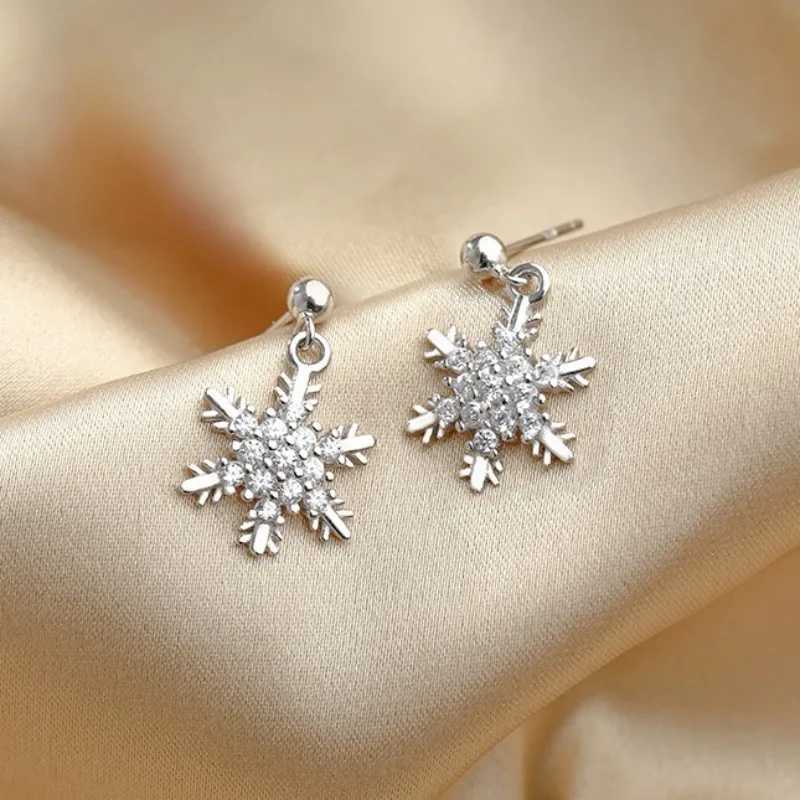 New Red Bow Knot Snowflakes Drop Earring for Women Christmas Santa Claus Snowman Earrings Girls Xmas Jewelry GiftsW251029