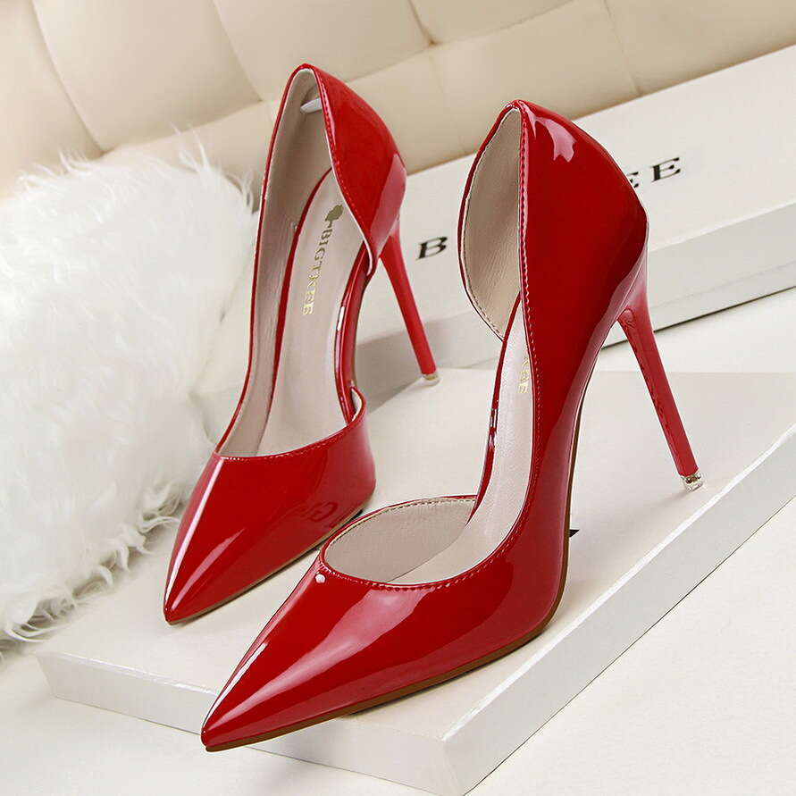 Pointed Toe Elegant Designer Shoe Korean Style Fashion Simple Stiletto Patent Leather Shallow Mouth Office-Ready Hollow Sexy Slimming High Heels Singl