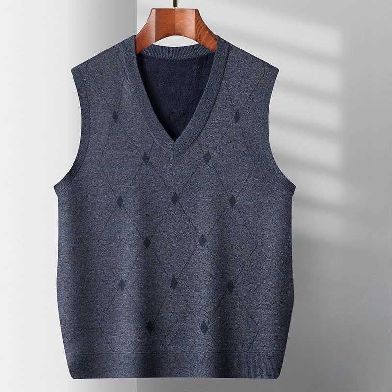 Mens Autumn Winter Thickened Knitted Cardigan Vest for Elderly Middle Aged Cozy Open Front Sweater Grandpa Dad Style W251029