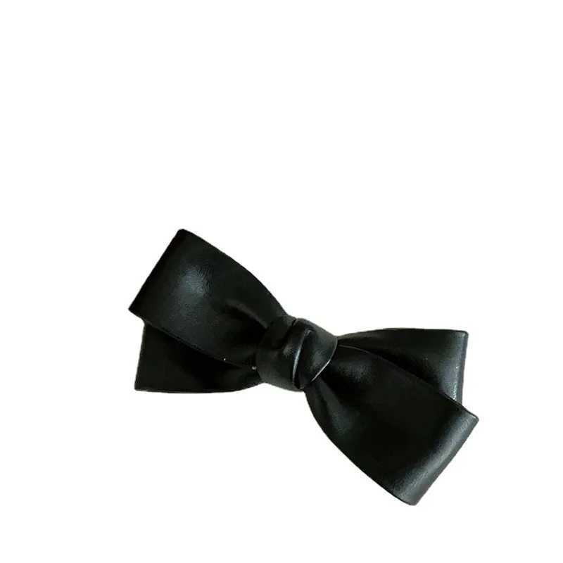 Ruoshui Woman Vintage PU Leather Bowknot Hairpins Ladies Fashion Hair Clips Hair Accessories Ornaments Barrettes Side clipW251028