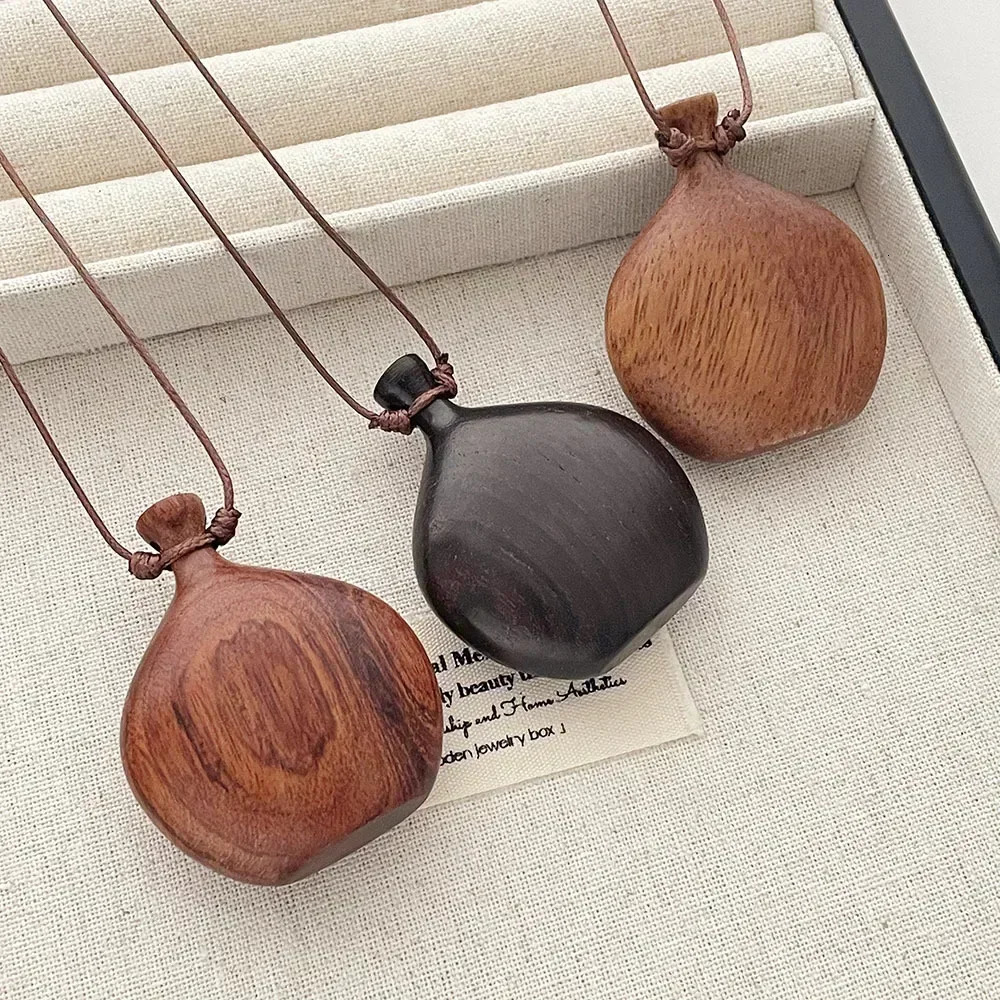 Minar Cute Lovely Brown Black Color Wood Flagon Long Pendant Necklaces Adjustable Rope Chain Chokers for Women Birthday Gift 251029