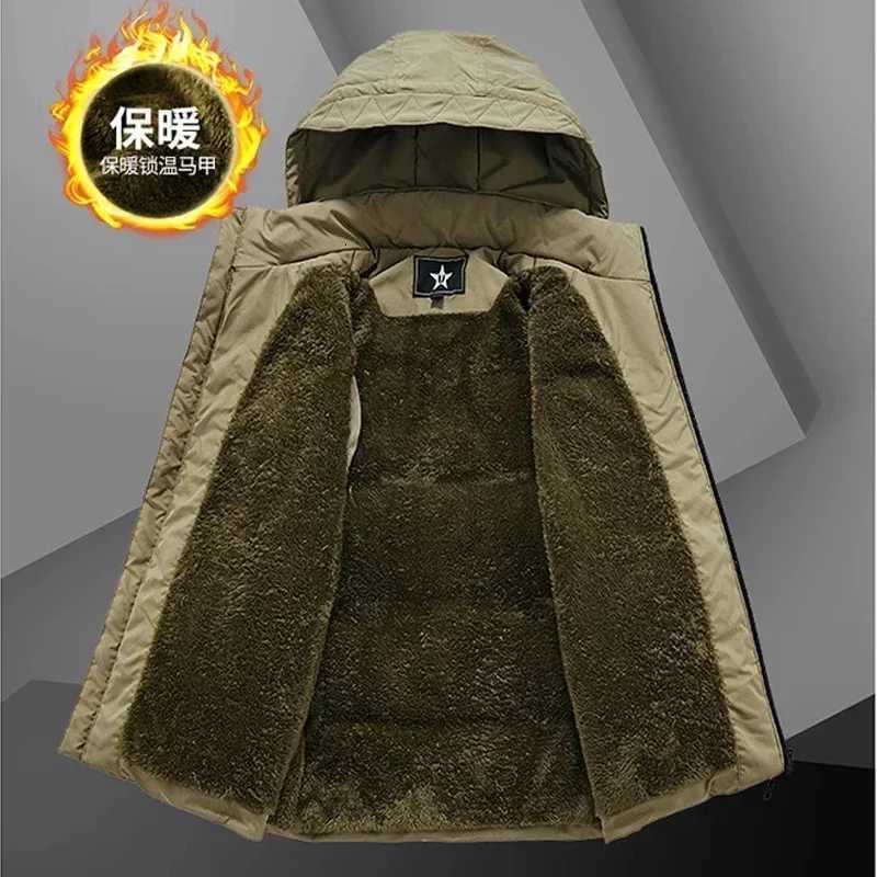 Mens Vest Coat Winter Windbreaker Fashion Sleeveless Jacket Waistcoat Thick Warm Fleece Workwear Tops Detachable hat Cargo Vest W251029