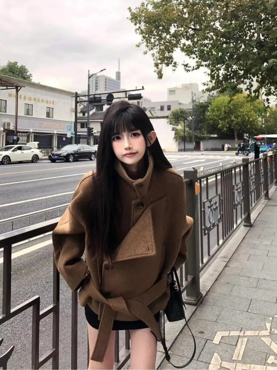 Winter Korean Fashion Woolen Warm Coat Women Chic Shawl Cloak Retro Loose Trench Coat Female Sweet Casual Overcoat 251029