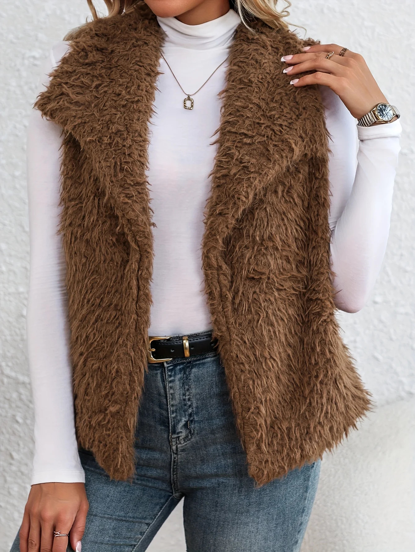 A versatile vest coat for women in autumn and winter with a waterfall collar and a front opening plush vest 251029
