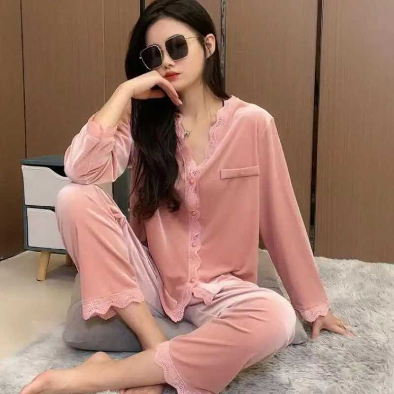 2025 New Comfort Elegant Autumn Winter Long Sleeved Pants Gold Velvet Pajamas Set Women Cute Cartoon Spring Autumn Home ClothesT251029