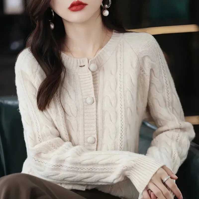 Women Cardigans Spring Autumn Winter Long Sleeve Knitted Sweaters Oneck Basic Thick Warm Fashin Korean Cardigan Slim Fit TopsT251028