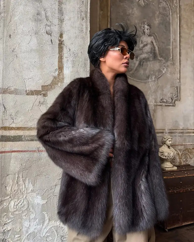 Brown Mediumlength Fur Coat Women Lapel Hidden Button Loose ElegantOuterwear Fashion Officeladycommute Overcoat 251028