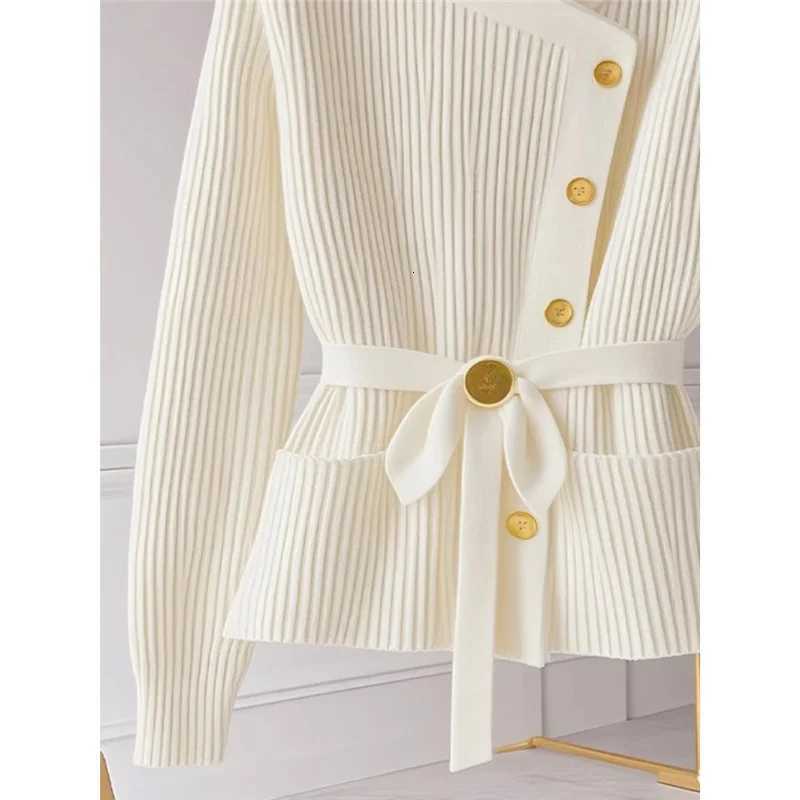 2025 New Spring Autumn Women Cardigan Sweater High Quality Long Sleeve Casual Short Warm Knitwear Female Bottoming Shirts TopsT251028