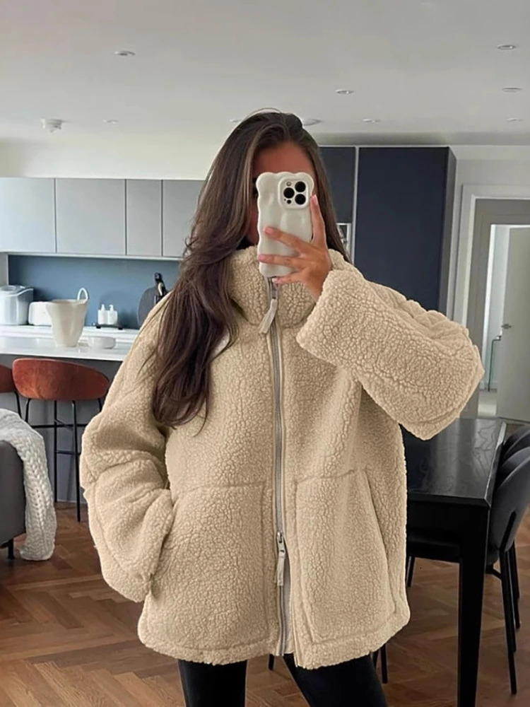 European American Lamb Wool Womens Clothing Autumn Winter Womens Solid Color Lazy Wind Turtleneck Jacket Warm Woolen Coat 251029