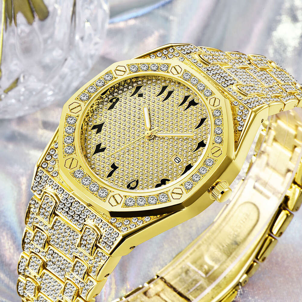 Men's Hip-Hop Diamond-Studded Brand Cool gold Calendar Quartz Watch Niche Light Luxury Style