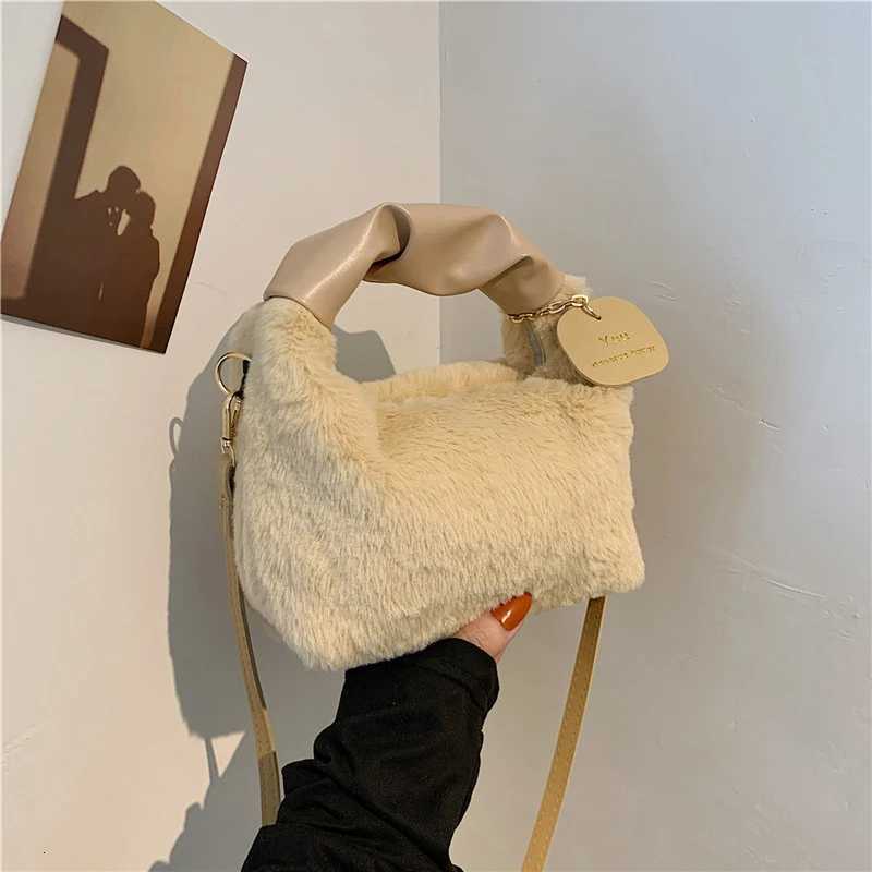 Wen Faux Fur Plush Handbags Ruched Handle Small Lady Shoder Crossbody Bag Casual Tote HalfMo Hobos Winter Bags for Wen D251029