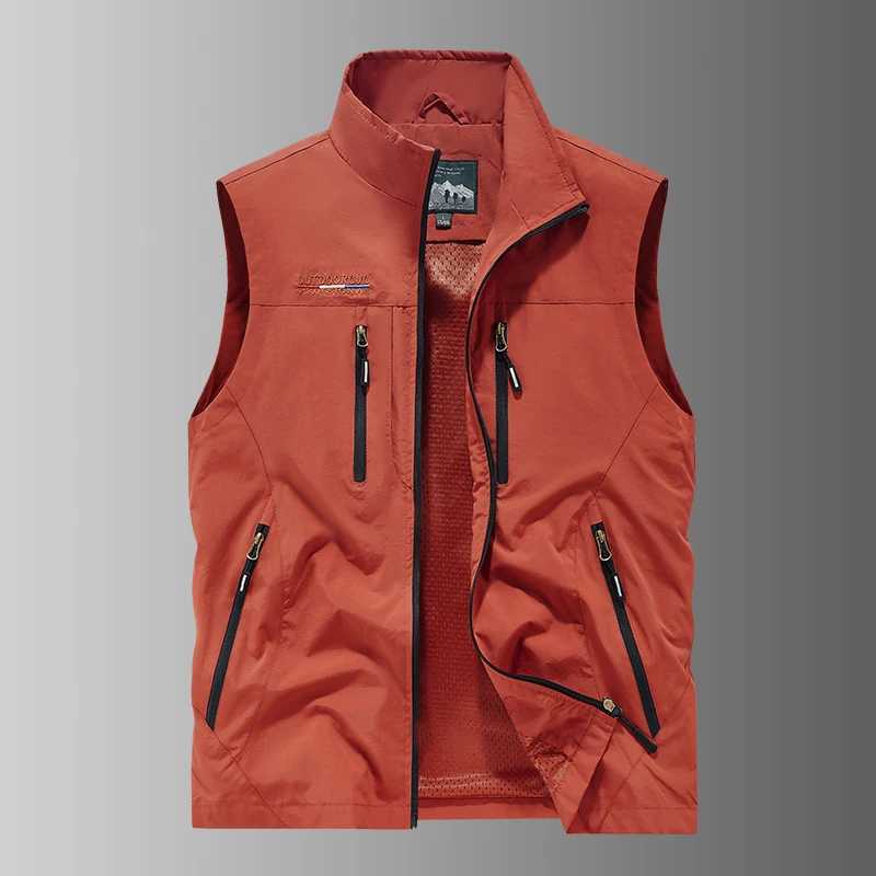 New High Quality AutumnWinter Outdoor Leisure Fishing Mens Warm Leather Vest Comfortable Fashion Plush Breathable Trendy Vest W251029