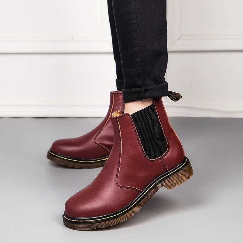 Unisex Autumn Breathable Leather Ankle Boots Smooth Leather Platform Chelsea Boots for Women Men Platform Boots Shoes for Men Z251029