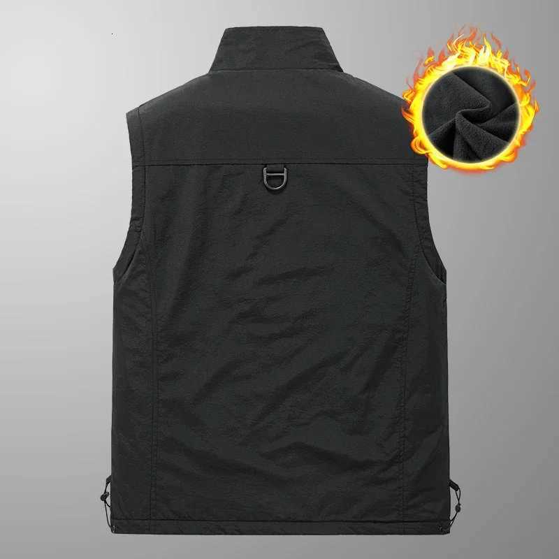 Outdoor Hiking Camping Sports Windproof and Breathable Sleeveless Vest Comfortabl Fashionable and Trendy Mens Versatile Vest W251029