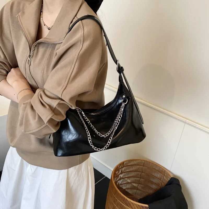 Trendy Casual Bag Niche Design Commuter Shoulder Fashion Womens Shoulder Bag Women Handbag Crossbody Versatile Handheld Bag W251029