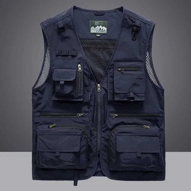 2025 New Mens Vest Tactical Webbed Gear Coat Summer Photographer Waistcoat Tool Many Pocket Mesh Work Sleeveless Jacket Male W251029