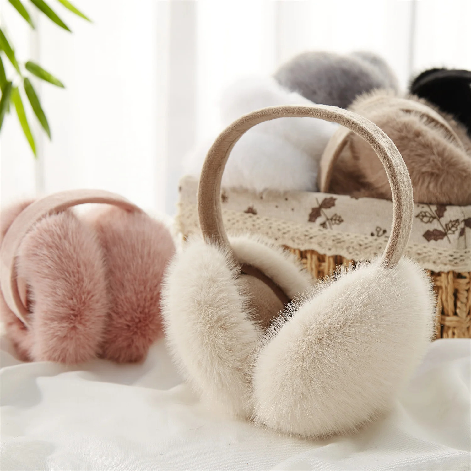 Innovative Beige Earmuffs Foldable Rabbit Fur Plush Warm Woman Ear Bag for Friends Christmas Gifts 251029