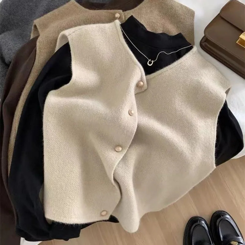 Crew Neck Womens Korean Solid Button Short Sleeve Cardigan Coats Sweater Knitted Sleeveless Ladies Elegant Tanks Bottoming 251029
