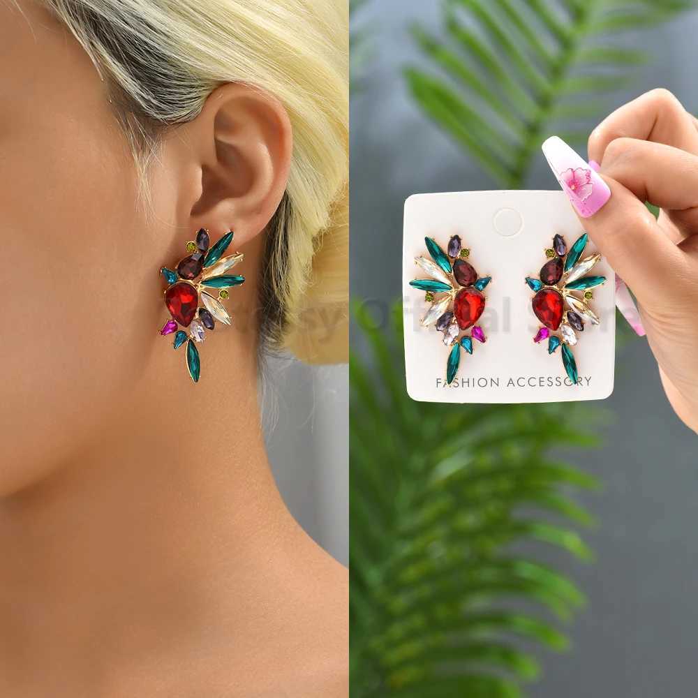 Colorful Shiny Rhinestone Glass Wings Shape Earrings For Women Luxury Elegant Alloy Jewelry Party Geometric Piercing Ear StudsW251029