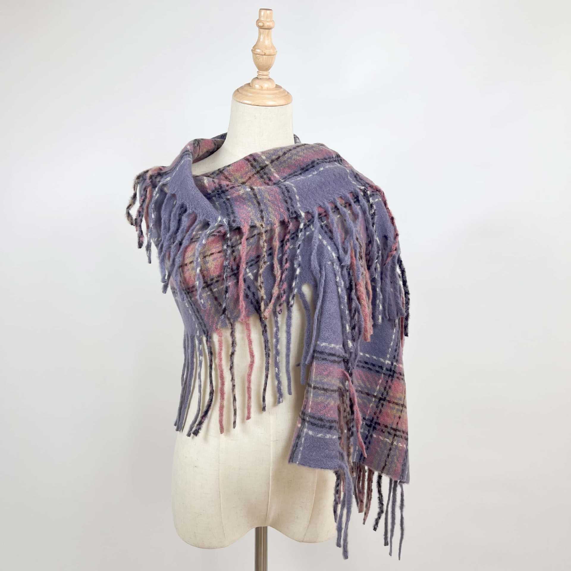 New Plaid Circle Scarf Female Imitation Cashwool Atmosphere Feeling All Kinds Of Tassel Scarf Casual Scarf 2025s hot