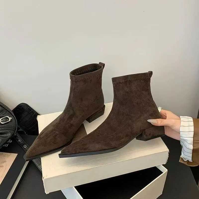 New Fashion Womens Hot Sale Shoes Ankle Womens Boot Fashion Back Zipper Office and Career Sexy Pointed Toe Shoes for Women Z251029