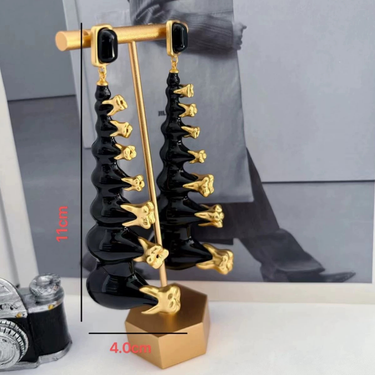 Surrealism facial features series teeth long Hang Tassels Earrings Hiphop Rock Punk Street Party Jewelry Schiaparelli Vintage Designer