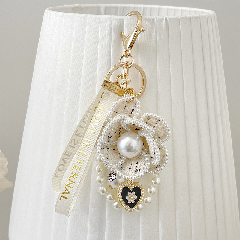 Korean-style fabric peony keychain with ribbon and pearl, handmade keychain for fashion bags, car accessories ddmytues