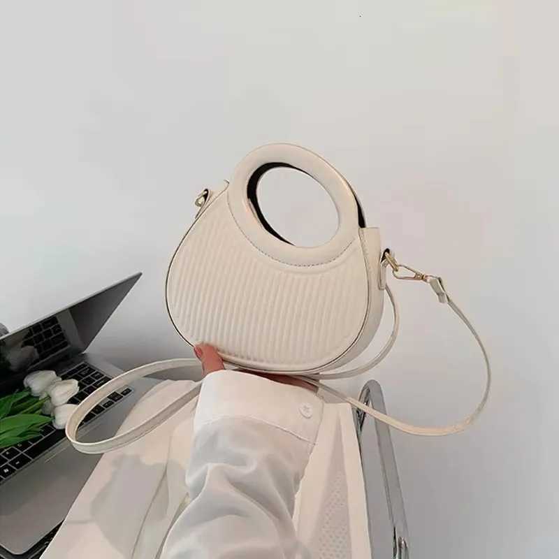 Fi Wen Shoder Bag Armpit Bag Design Underarm Bag Pleated Saddle Bag Solid Color Messenger Bag Purse Handbags1 D251029