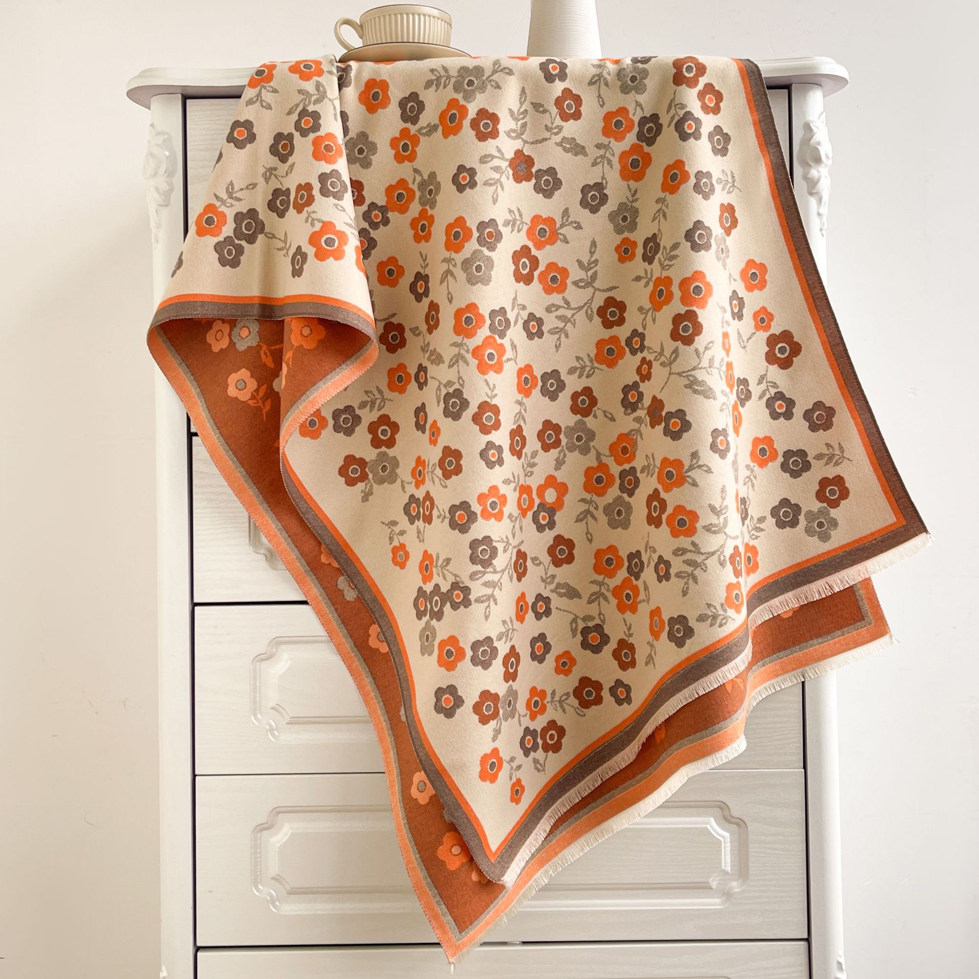 Double-Sided Classic Faux Cashmeres Scarf For Women With Floral Splintered Color And Thick Jacquard Shawl