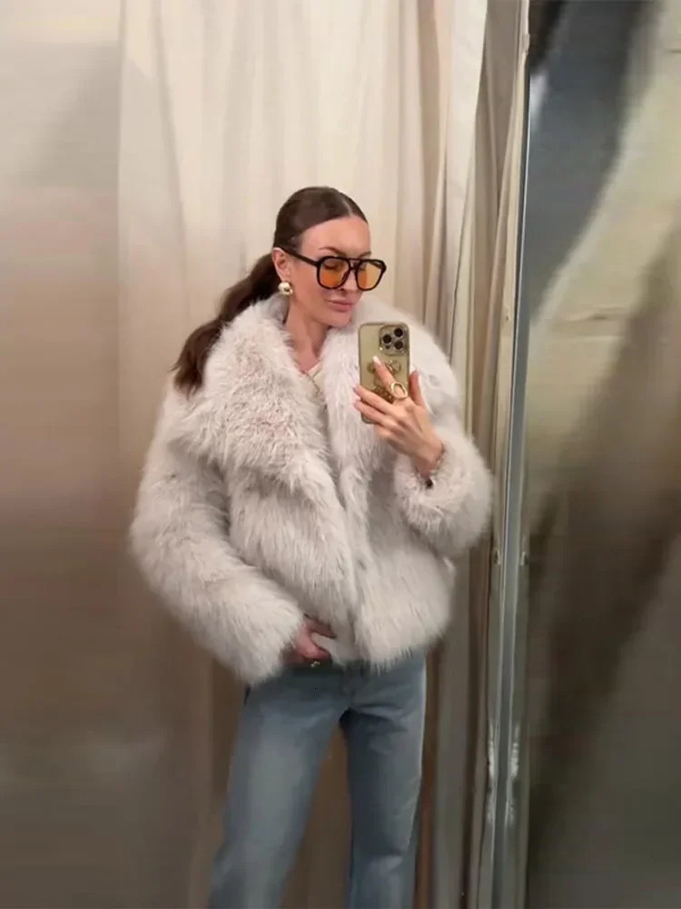 Women Solid Faux Fur Coat Loose Lapel Long Sleeve Pocket Casual Coat Autumn Winter Female Furry Warm Outerwear 2025 251029