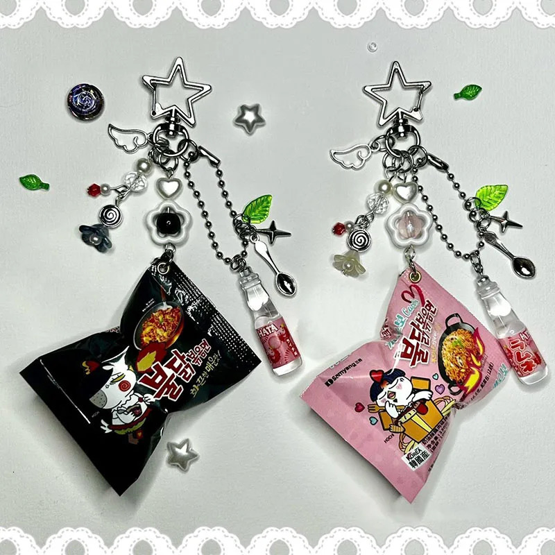 budak carbonara noodle hello charm keychain Buldak ramen handmade 251029