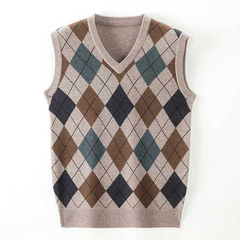 New Fashion Designer Brand Argyle Pullover Sweater V Neck Knit Vest Men 6 Wool SLeeveless Autum Casual Men Clothing W251029