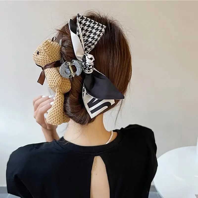 1pc Korean Cute Bear Hairpin Female AutumnWinter Back of Head Sweet Grip Shark Clip Large Bow Clip HeadpieceW251028