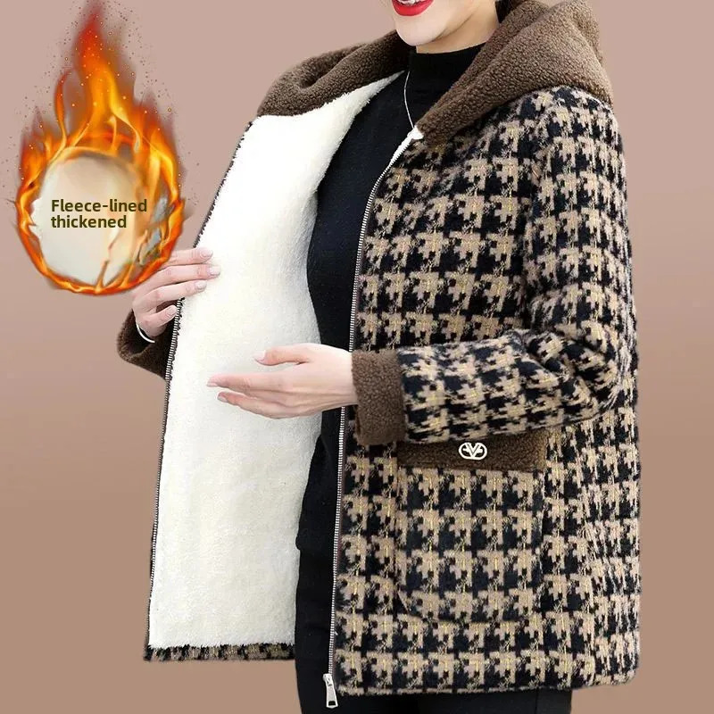 Plus Size Thickened FleeceLined Womens Winter Sheepskin Jacket Casual Versatile With Cap Cropped Cotton Coat Womens Plaid Top 251029