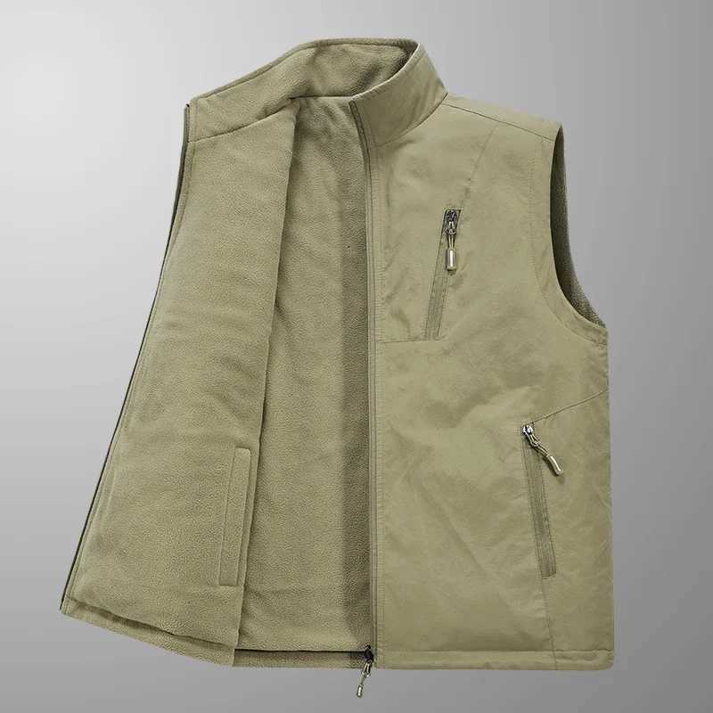 Mens Outdoor Fishing Casual Highquality Sports Vest Comfortable Versatile for Spring and Autumn Breathable and Warm Vest W251029