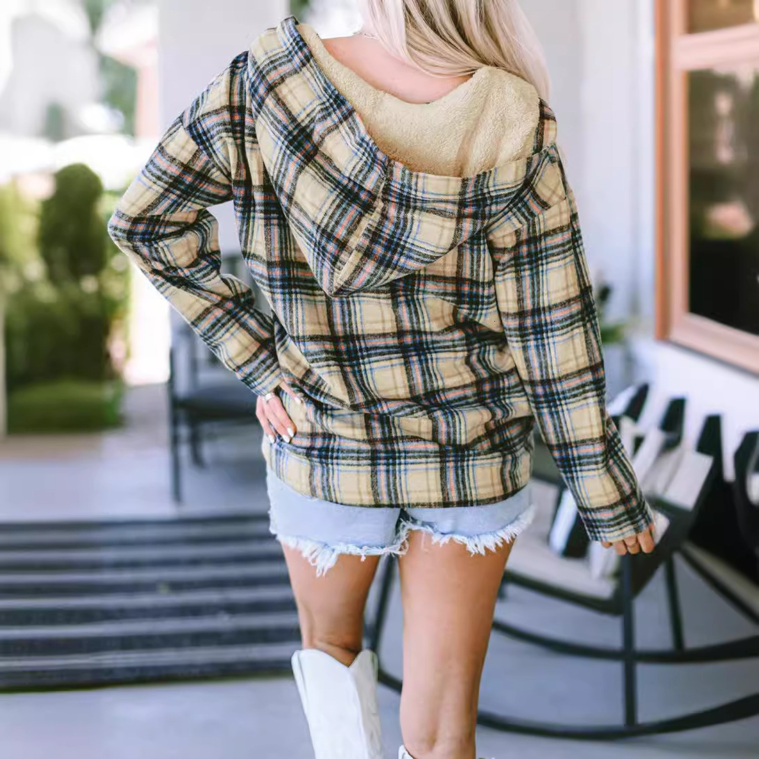 Autumn and Winter New Checkered Button Hooded Women's Sportswear Designer Hot Selling Loose Color Block Warm Knitted Women's Sweater
