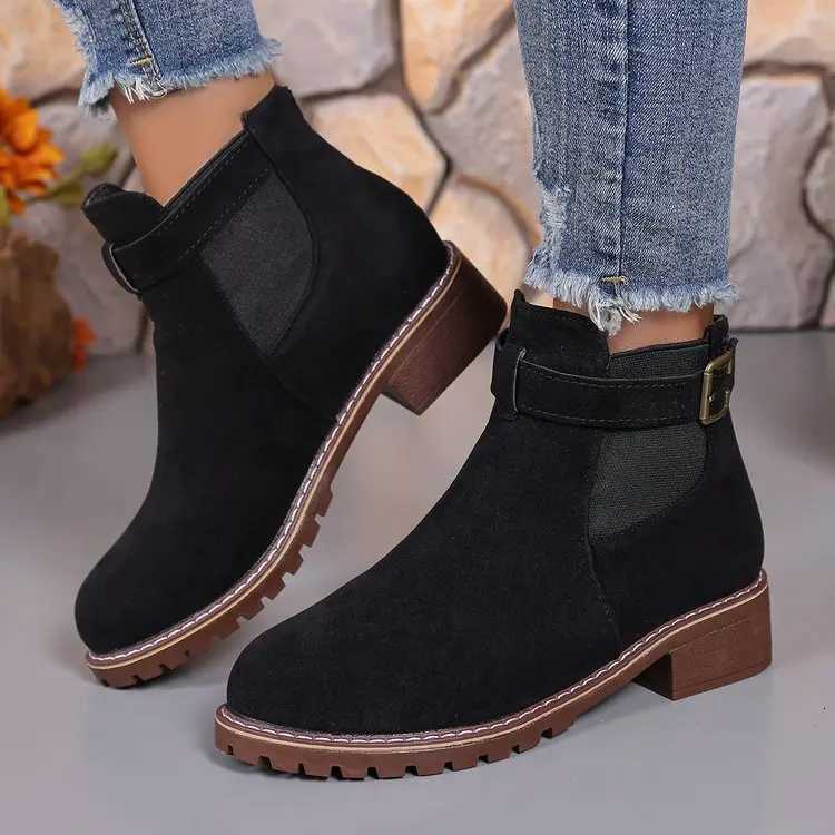 Womens Shoes High Quality Belt Buckle Womens Boots Fashion Plus Size Modern Boots Women Hot Sale Round Toe Naked Boots Z251029