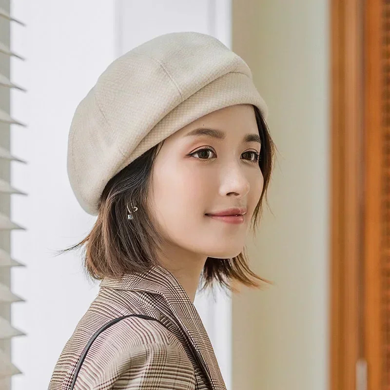 Simple Women Wool Beret for Elegant Lady Winter Female Cotton Hats Plaid Vintage Octagonal Casual Autumn Cap 251029