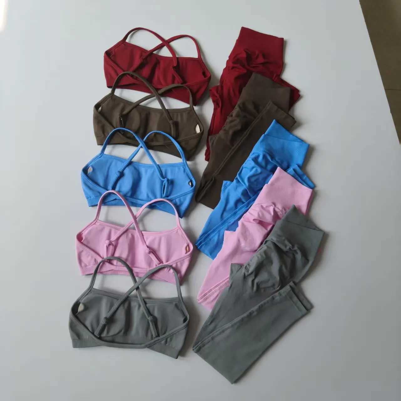 Peach Butt Seamless Fitness TwoPiece Set Tight Yoga Sports Bra QuickDry Pants Set for Pilates WomenXJ251029