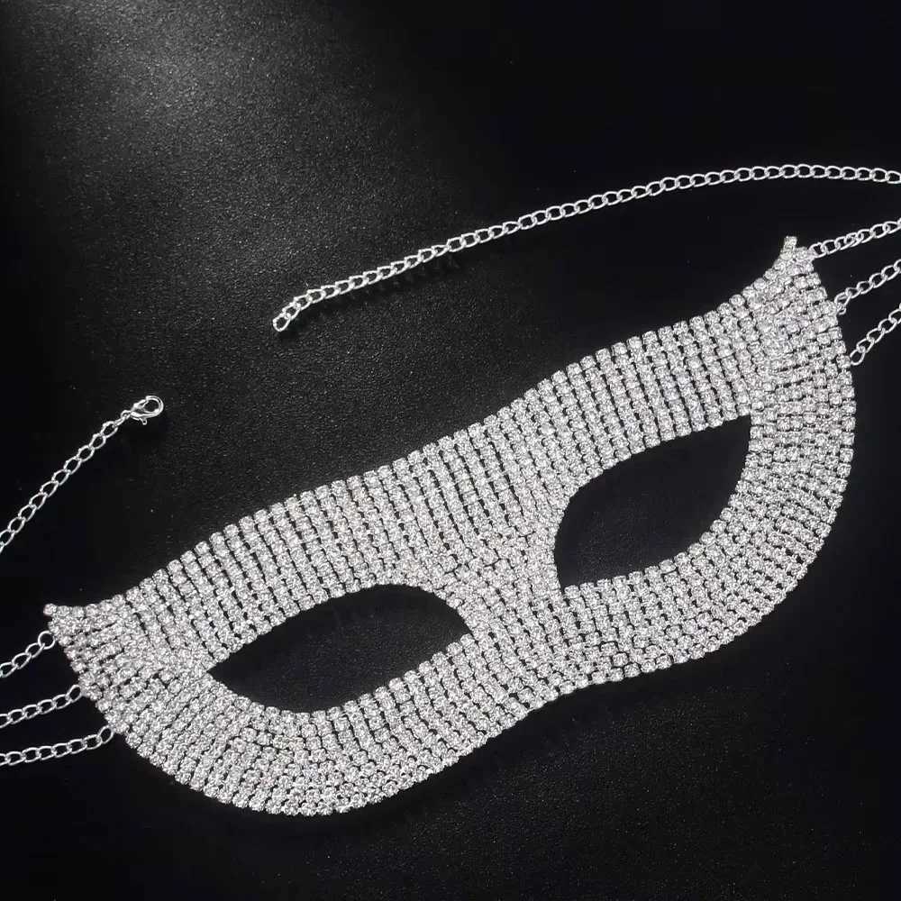 Halloween Rhinestone Eye Mask Cosplay Dance Face Accessories Nightclub Jewelry Crystal Sexy Veil Mask Chain Party for Women GiftW251029