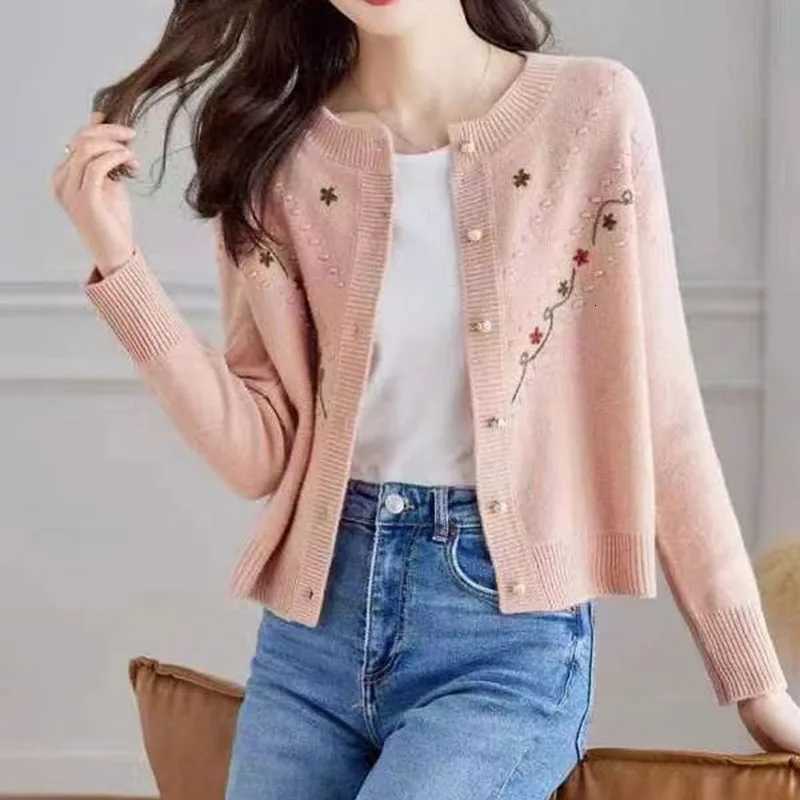 Knitted Cardigan Jacket Womens Spring Winter 2025 New Embroider Short Loose Short Sweater Outerwear Female Casual Ladies TopsT251028