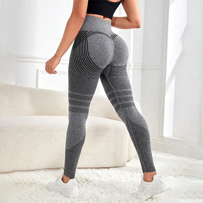 Seamless Knit Leggings for Women Elastic High Waist Tights Gym Trainning Hip Lift Quick Drying and Breathable Fitness Yoga Pants 251029
