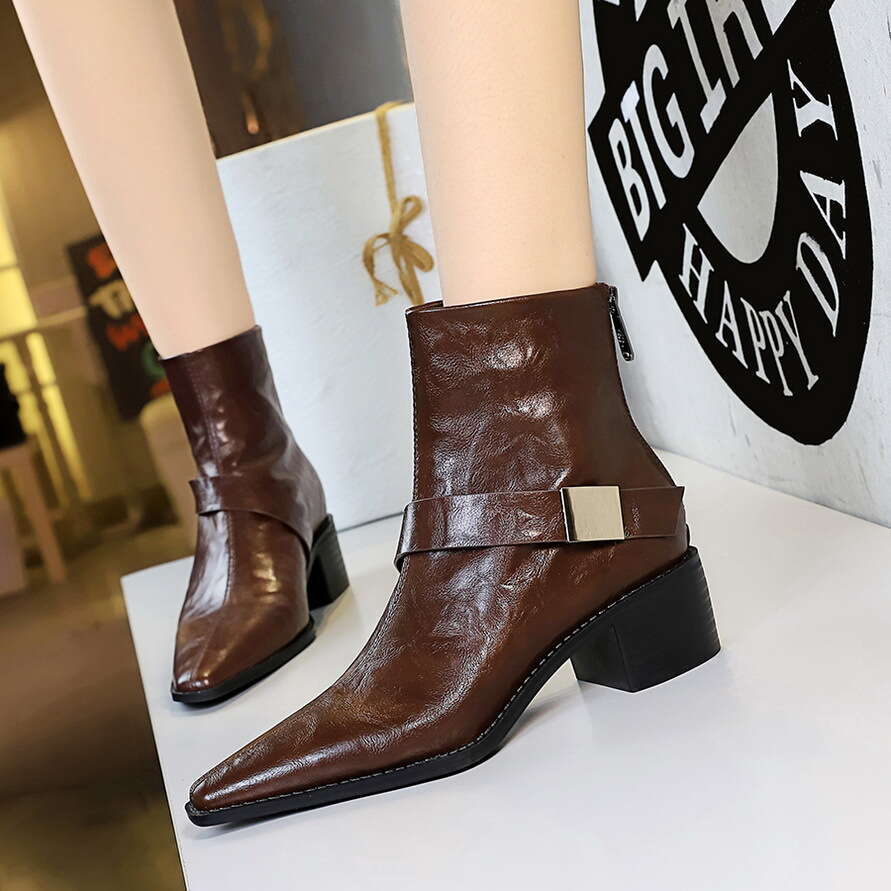 Pointed Toe Stylish Designer Shoe Winter Mid Calf Short Boots Chunky Heel with Metal Buckle Riding