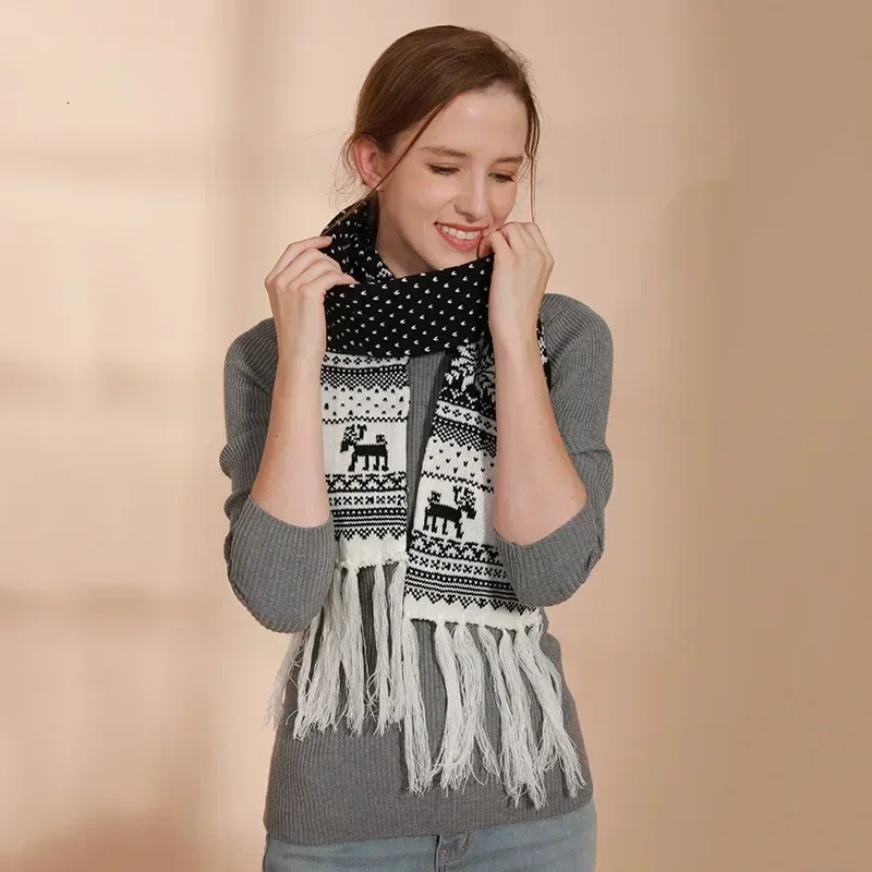 1pc Christmas Red Scarves Cartoon Reindeer Snowflake Warm Scarf Man and Woman Christmas Scarves for Women Sweet Girls Black 2025 251029