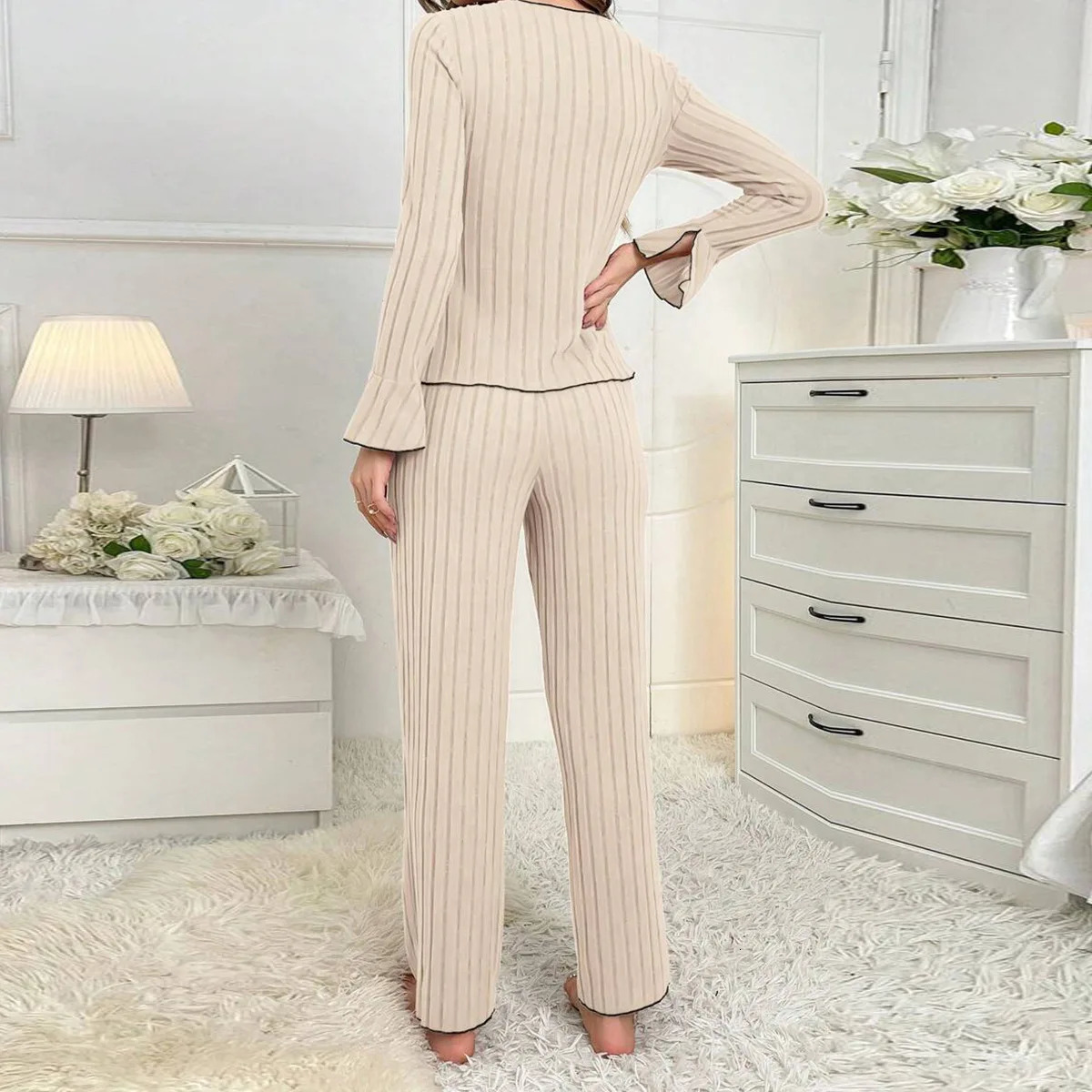 Womens Twopiece Pajamas Autumn And Winter Home Warm Casual Fashionable Wearable Clothes Set For Women 251029
