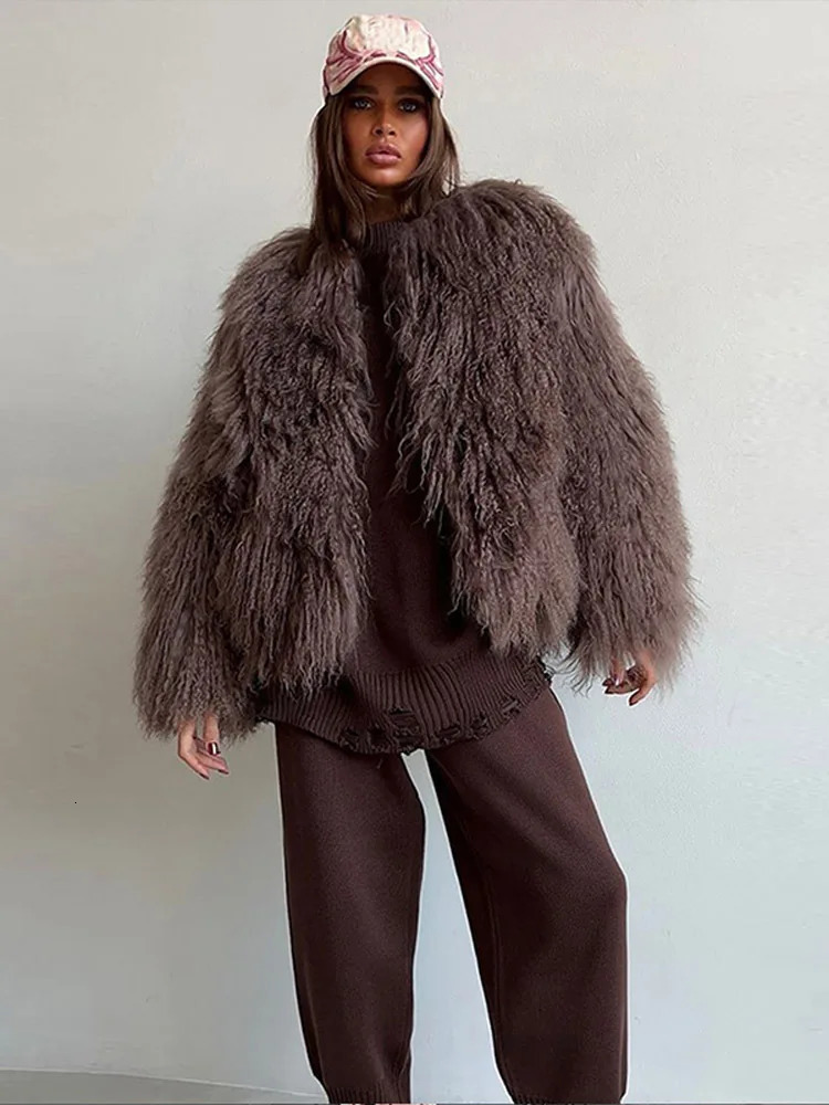 Women Faux Fur Coats Jackets Short Coat Thick Warm Full Sleeve Y2k Streetwear Elegant Jacket Work Outerwear Autumn Winter 251028