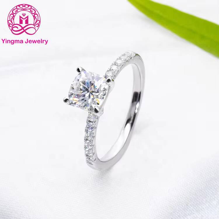 High Quality 1 Ct Lab Grown Diamond Ring Moissanite 14K18K Gold Moissanite Engagement Ring Cushion Cut Moissanite Band Ring