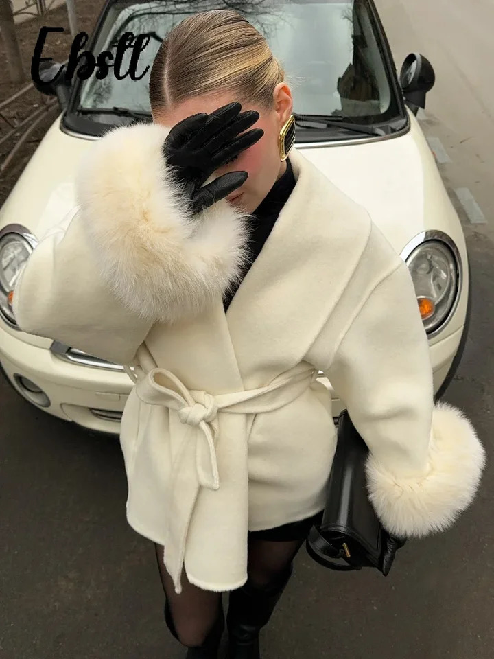 Warm Fur Patchwork Laceup Woolen Coat Womens Street Turn Down Collar Full Sleeve Overcoats 2025 Winter Ladies Chic Outwear 251029