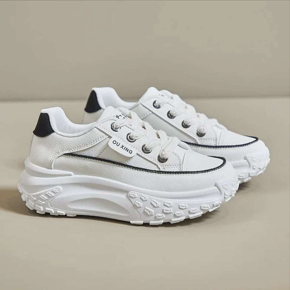 Women's 2025 Autumn New Retro Designer Shoe White Thick Sole Shoes Breathable Skirt-Matching Versatile Casual Sneakers