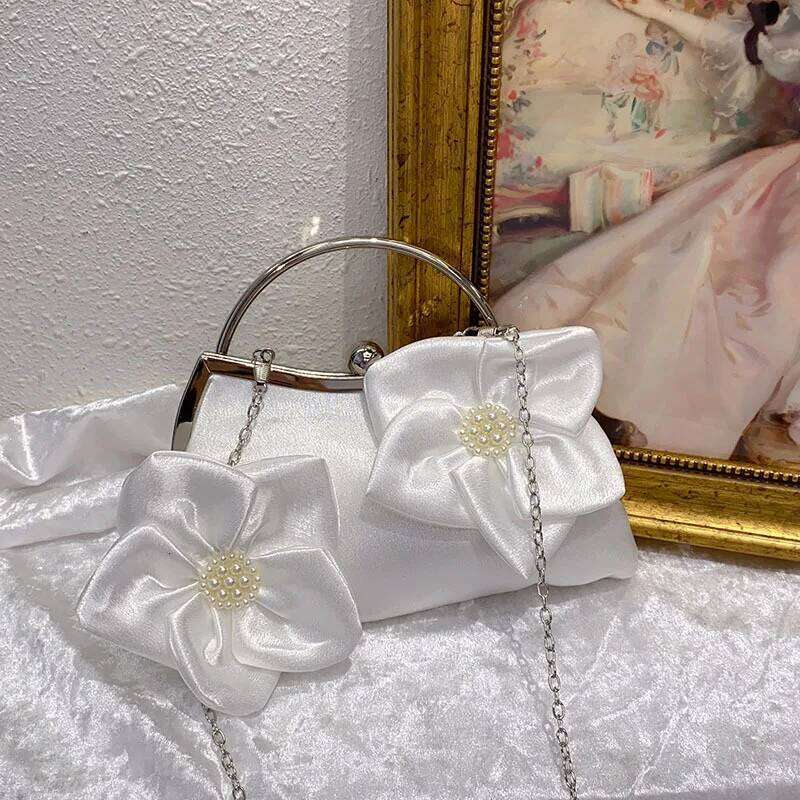 Designer Bags Fashion, Literature, Elegance, Temperament, White Flower Dinner Intellectual Silk Satin Evening Bag, Messenger Bag In Hand. Luxury Bag